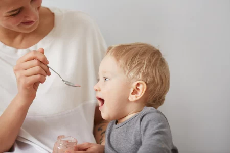 Le repas du soir de Bébé